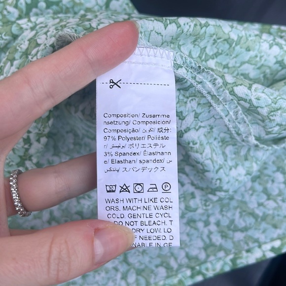 SHEIN VCAY Ditsy Floral Draped Belted Cami Dress green flowers cute feminine sm - Picture 16 of 16